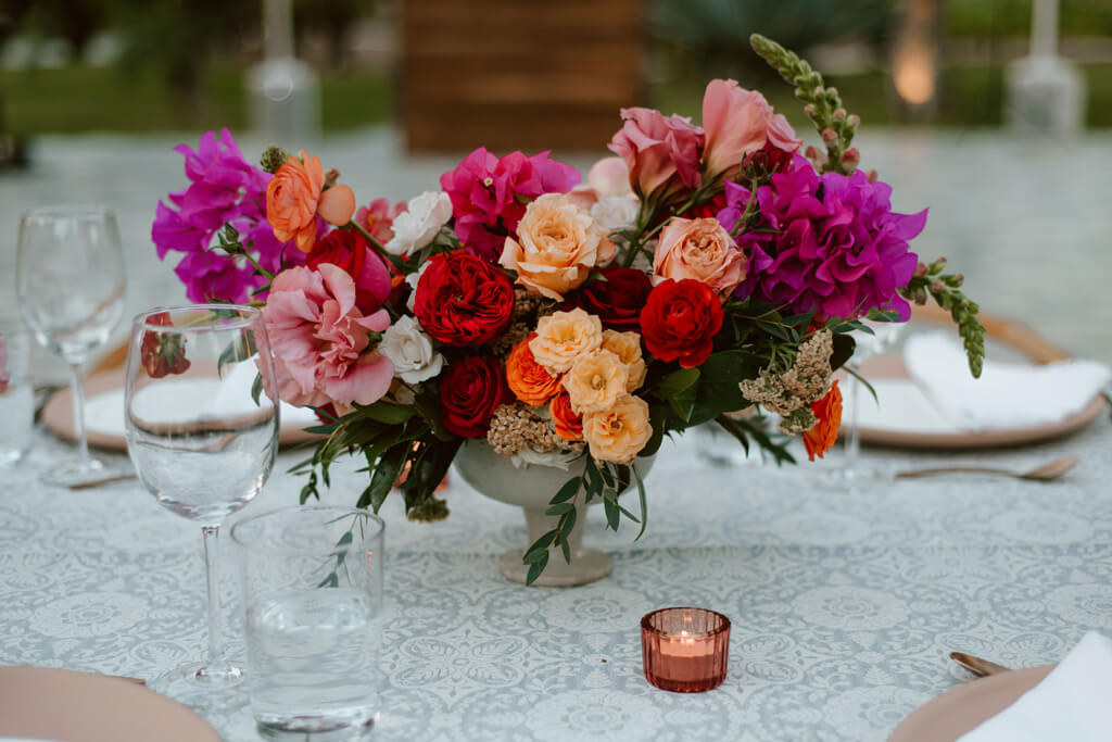 wedding trend magenta flowers